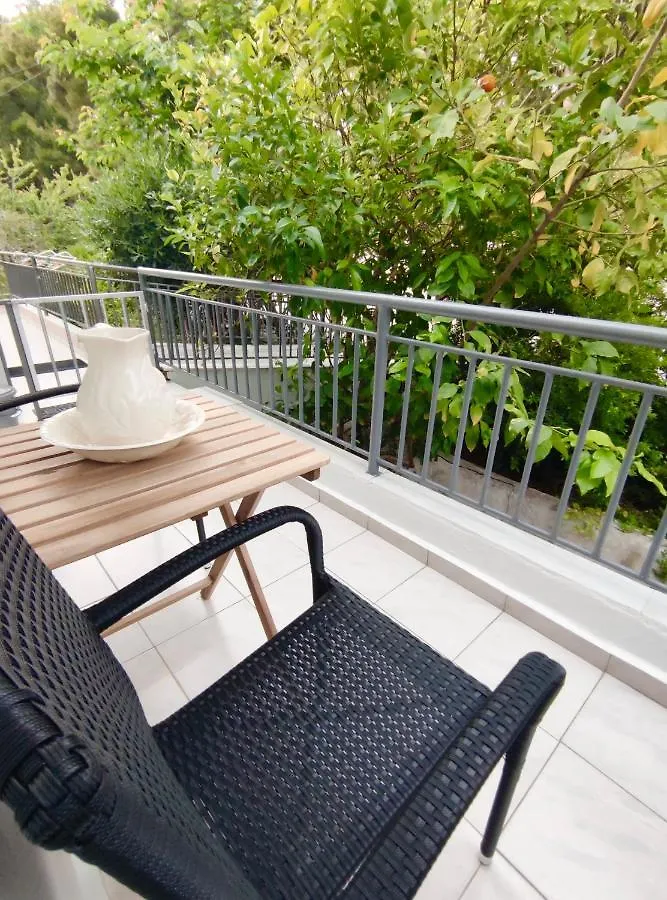 Cozy Seaview Apartment سيفيري