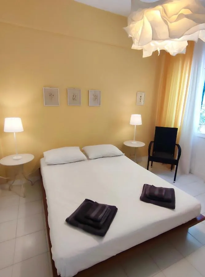 Cozy Seaview Apartment Siviri 0*,